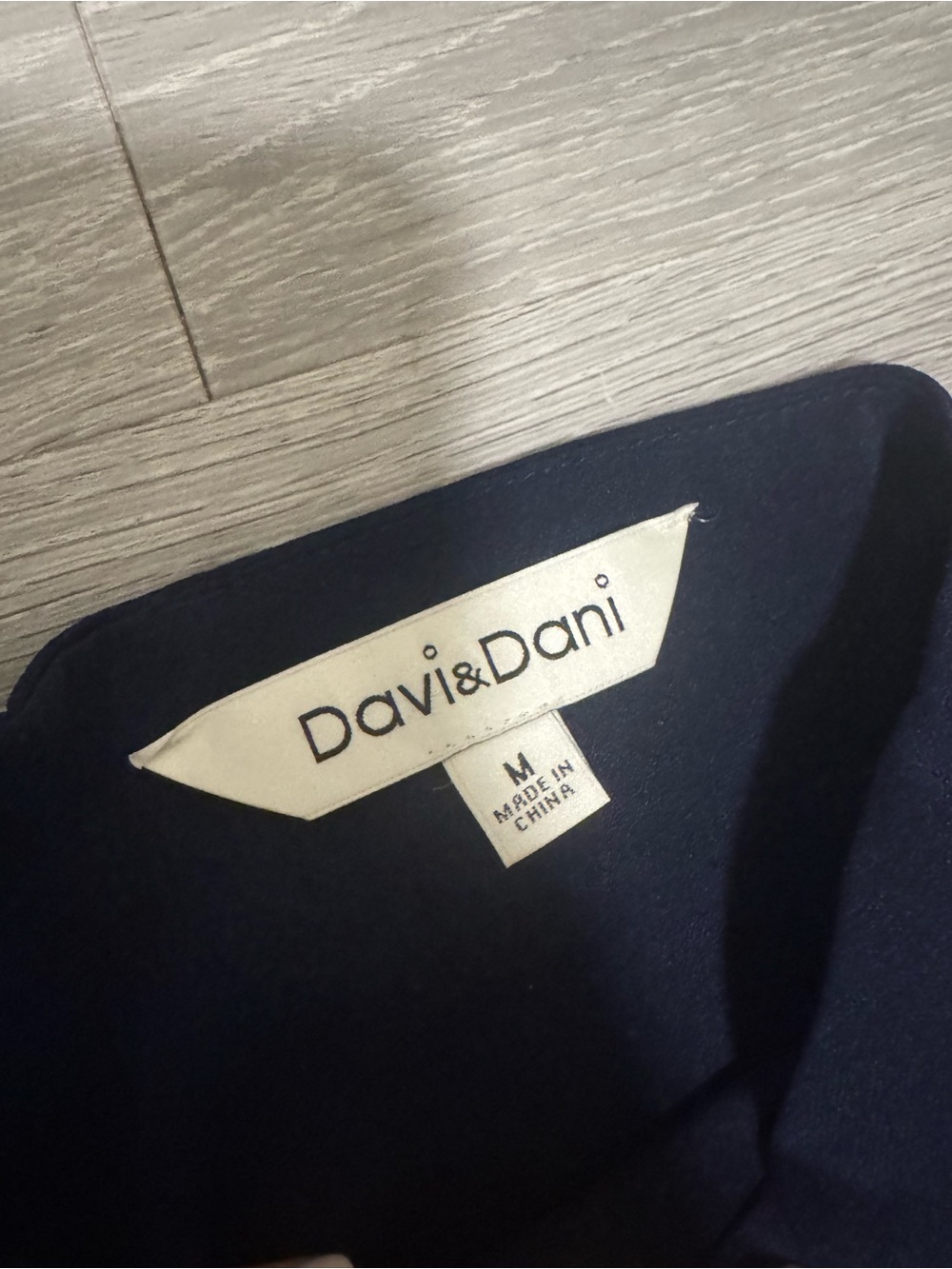 DAVI & DANI Navy Ruffle Skort - Picture 2 of 3